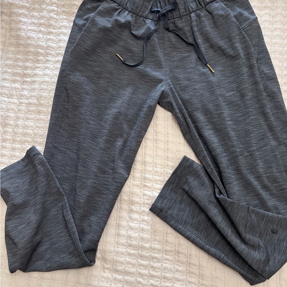Lululemon Athletica Black Track‎ Pants - Picture 4 of 8